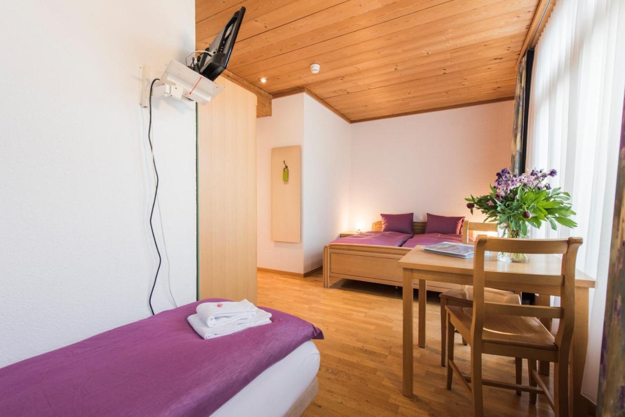 Hotel Alpenrose Beim Ballenberg Hofstetten bei Brienz Exterior photo